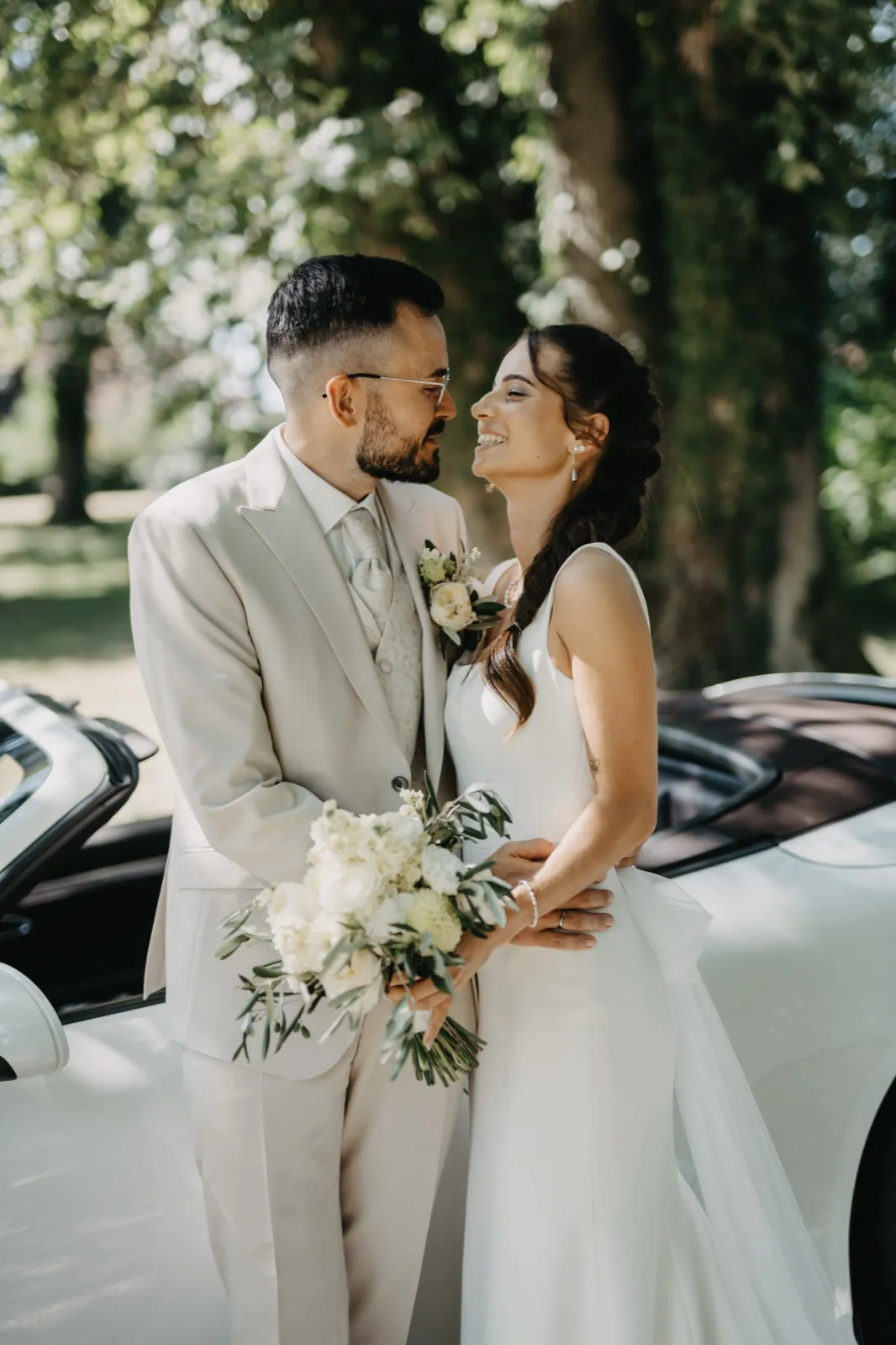 Michelle & Felix Hochzeitsfoto Schloss Uettingen / Würzburger Ruderverein – Light Hunters